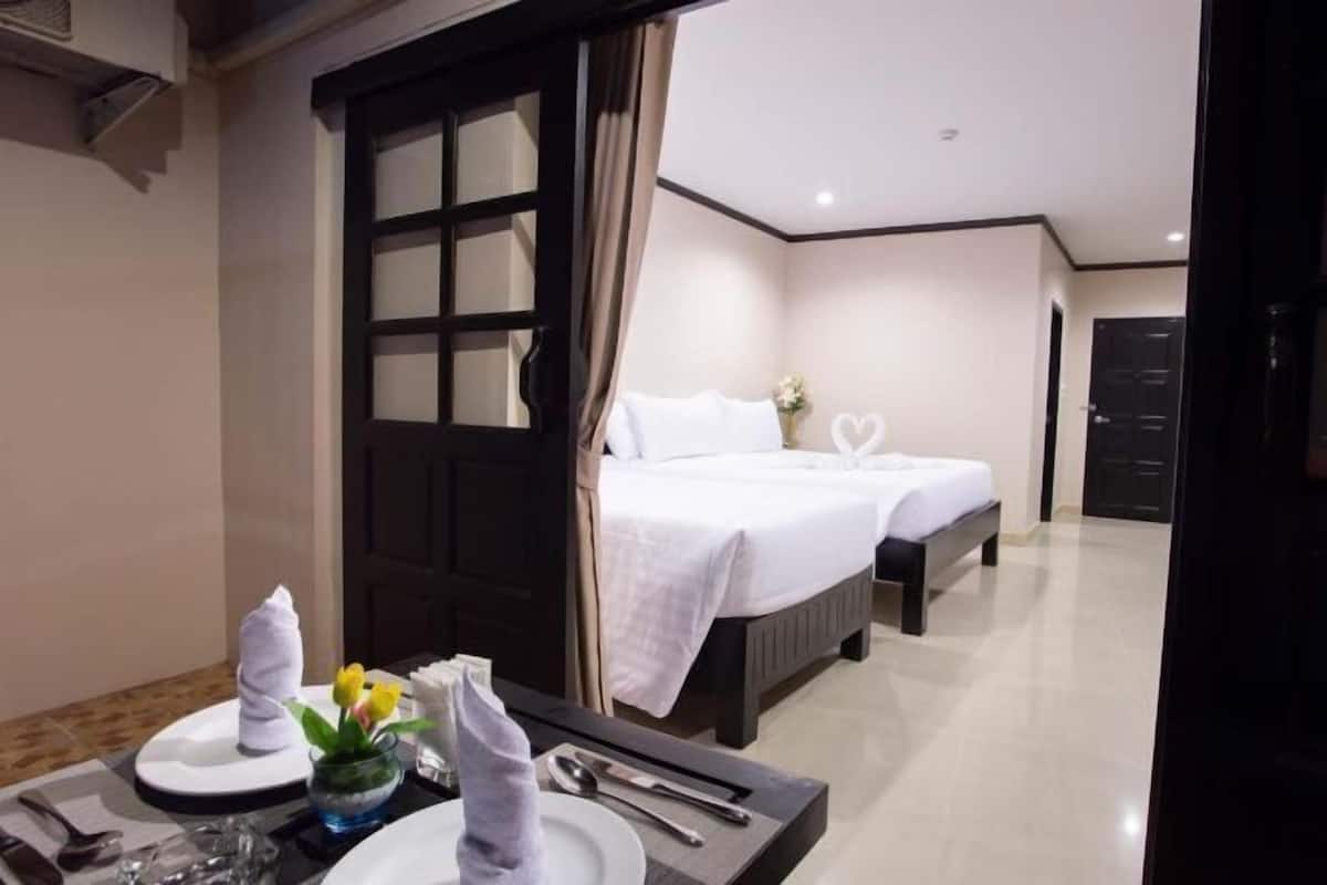 Minibar, in-room safe, desk, soundproofing