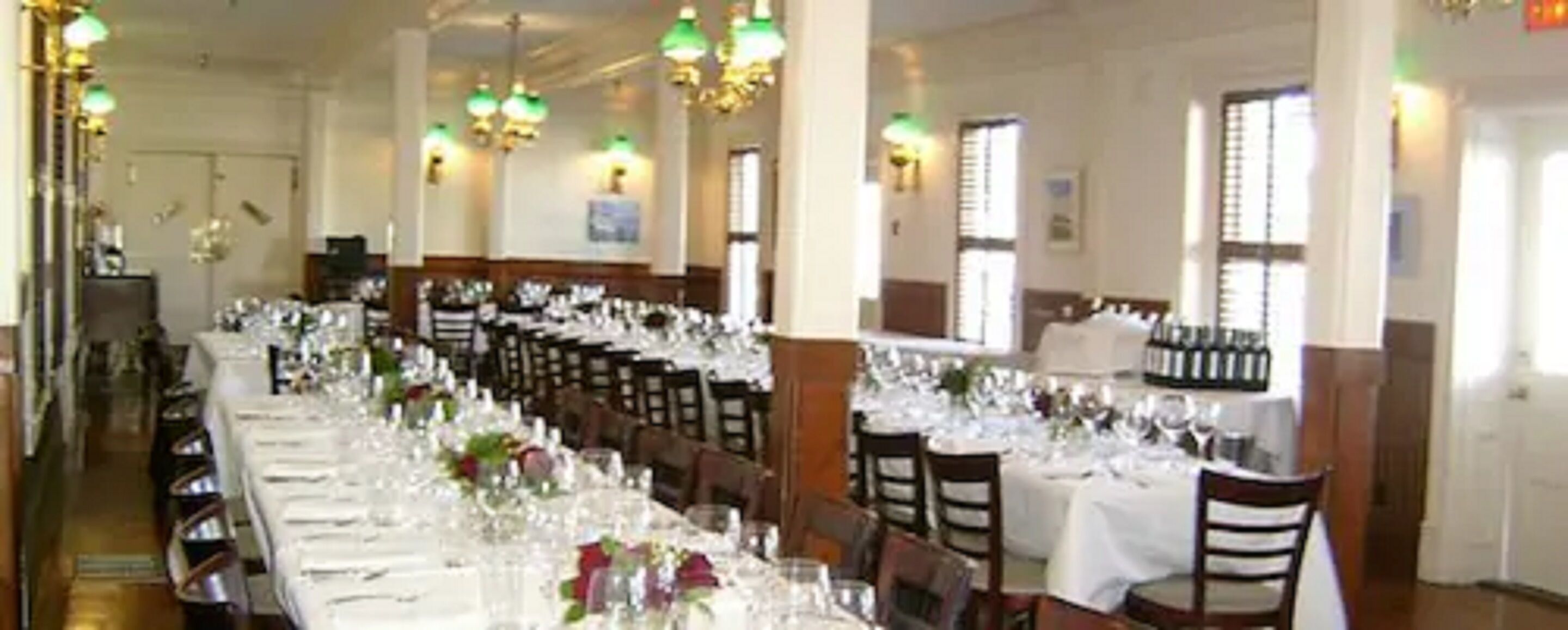 breakfast, lunch, dinner served; american cuisine