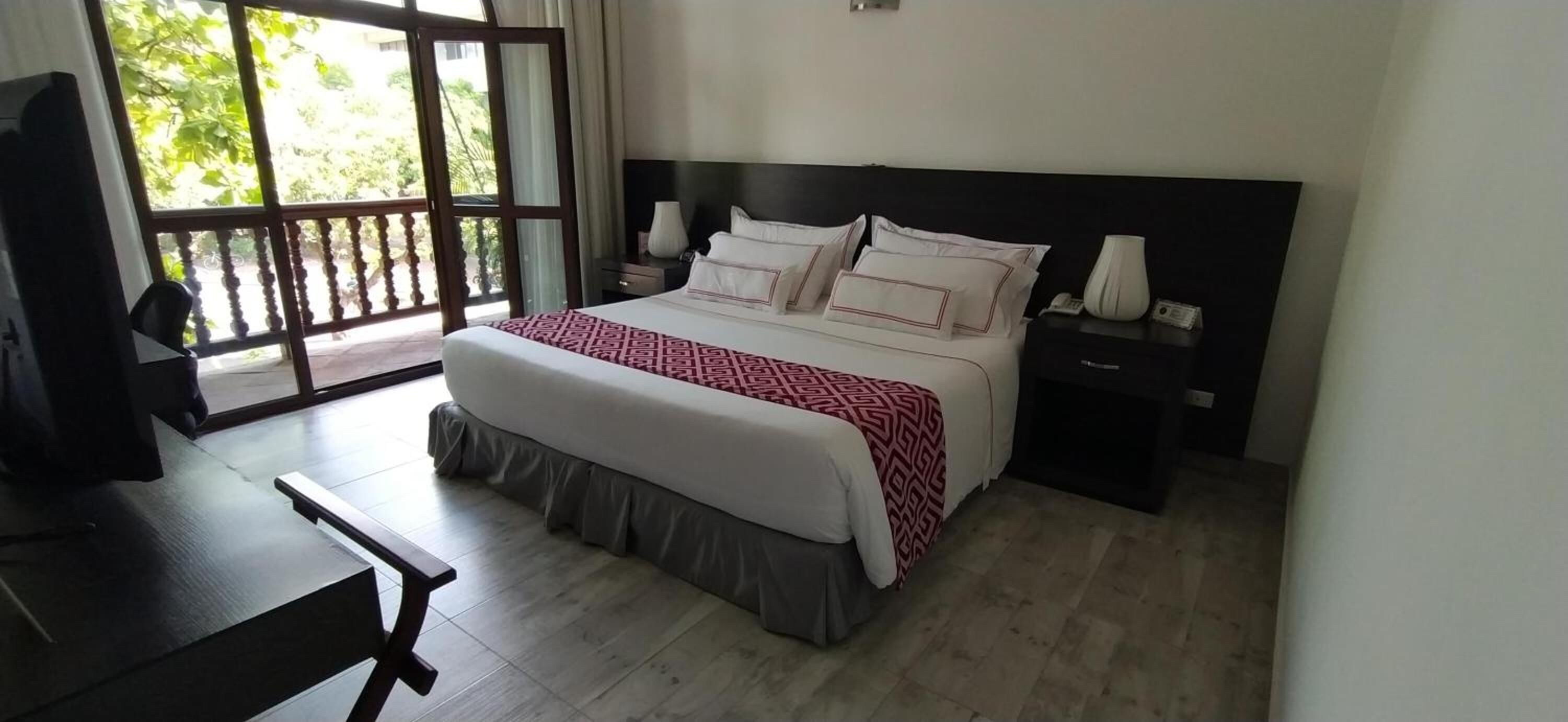 premium bedding, minibar, desk, free cots/infant beds