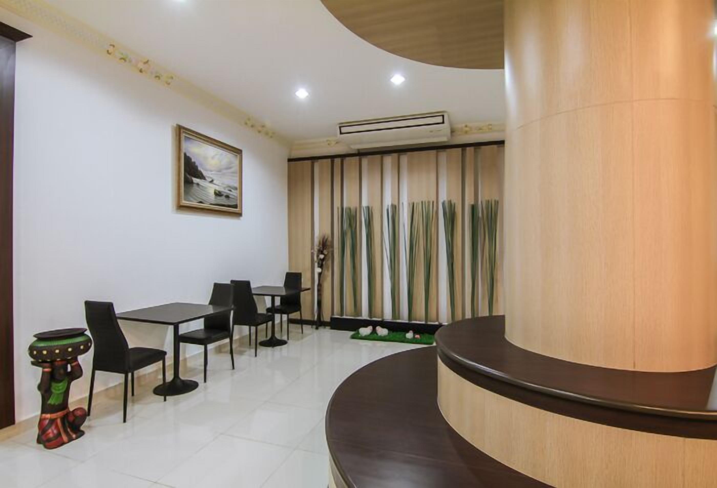 Photo - Leelawadee Grand Hotel