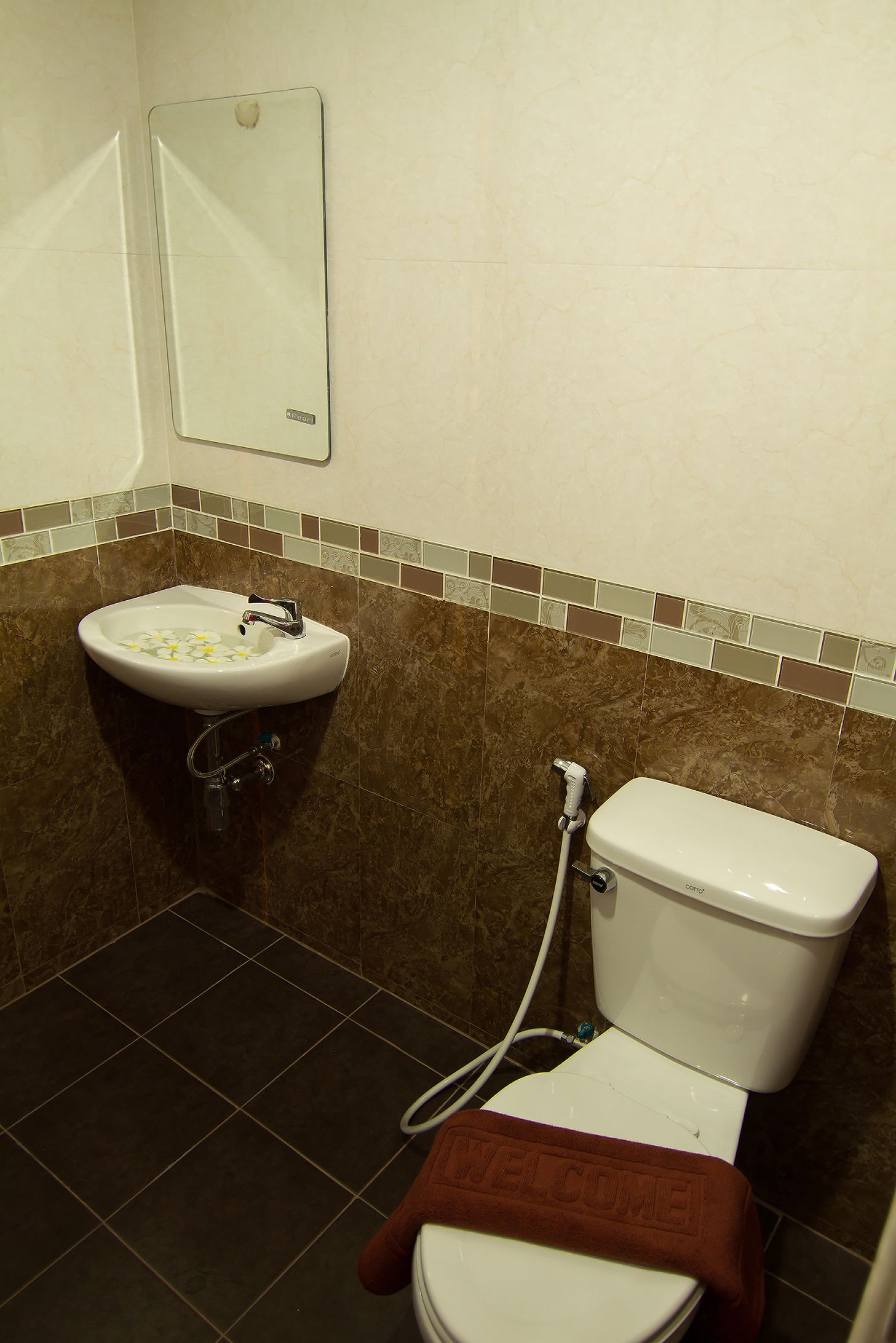 Photo - Leelawadee Grand Hotel