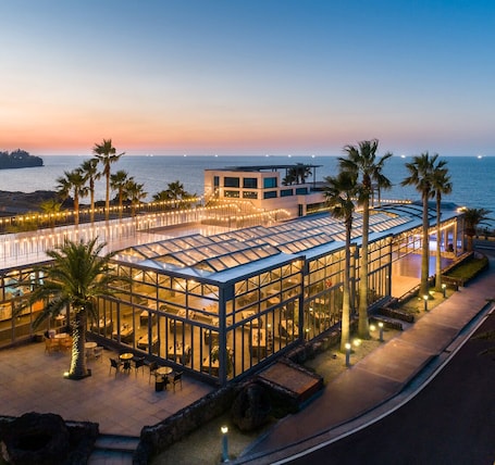 Exterior. Uni Hotel Jeju
