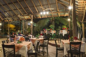 International cuisine - Hotel Nany (Cabo Velas)