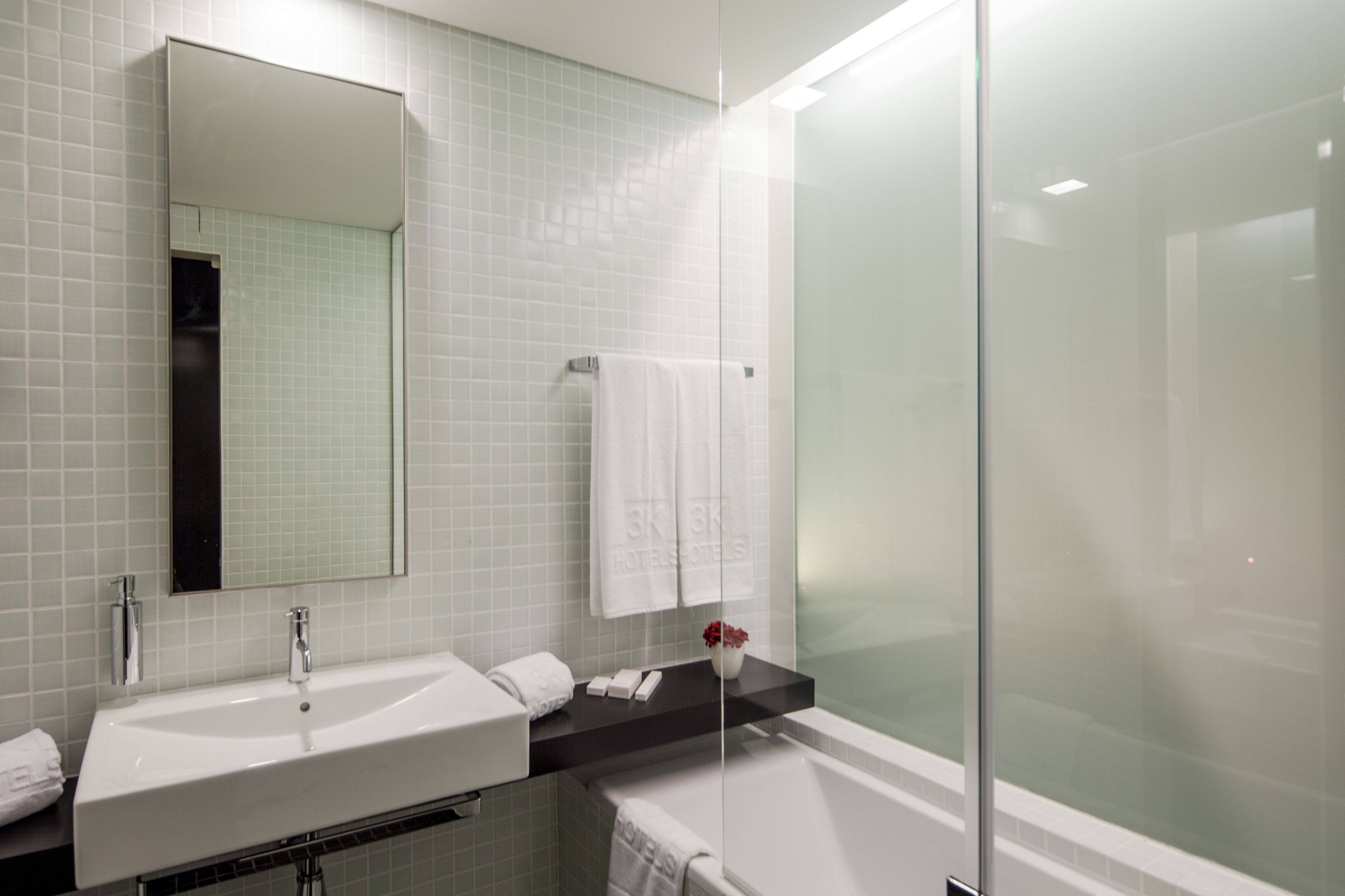 standard double or twin room | bathroom | free toiletries, hair dryer, towels