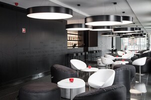 Bar (en el alojamiento)