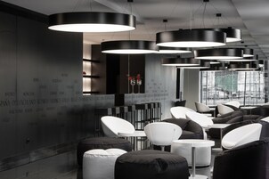 Bar (en el alojamiento)