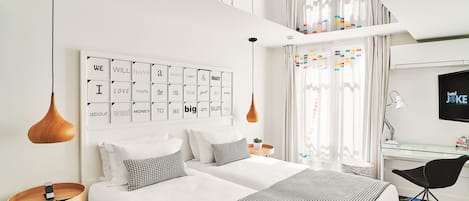 Standard Room with Twin beds - Free soft minibar, courtesy tray, Chromecast - Digital press | View from room