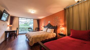 Superior Triple Room, Hot Tub, Garden View