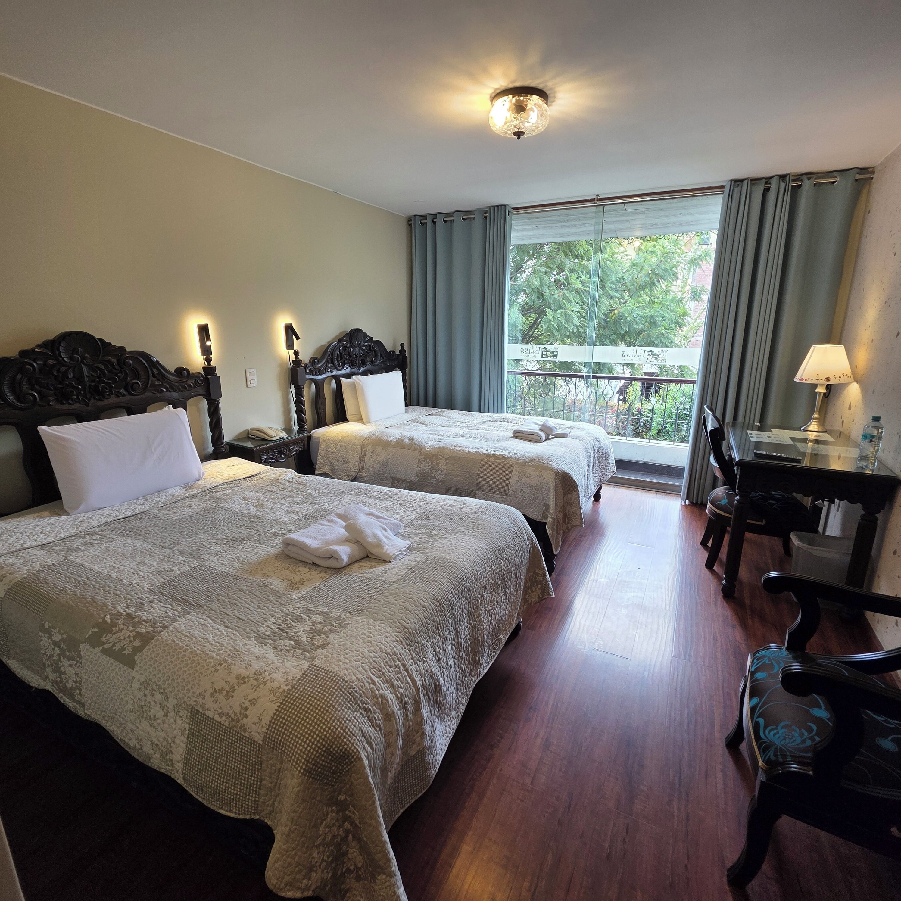 Chambre avec lits jumeaux