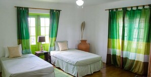Cottage, 2 chambres, vue océan | 1 chambre, fer et planche à repasser, Wi-Fi gratuit