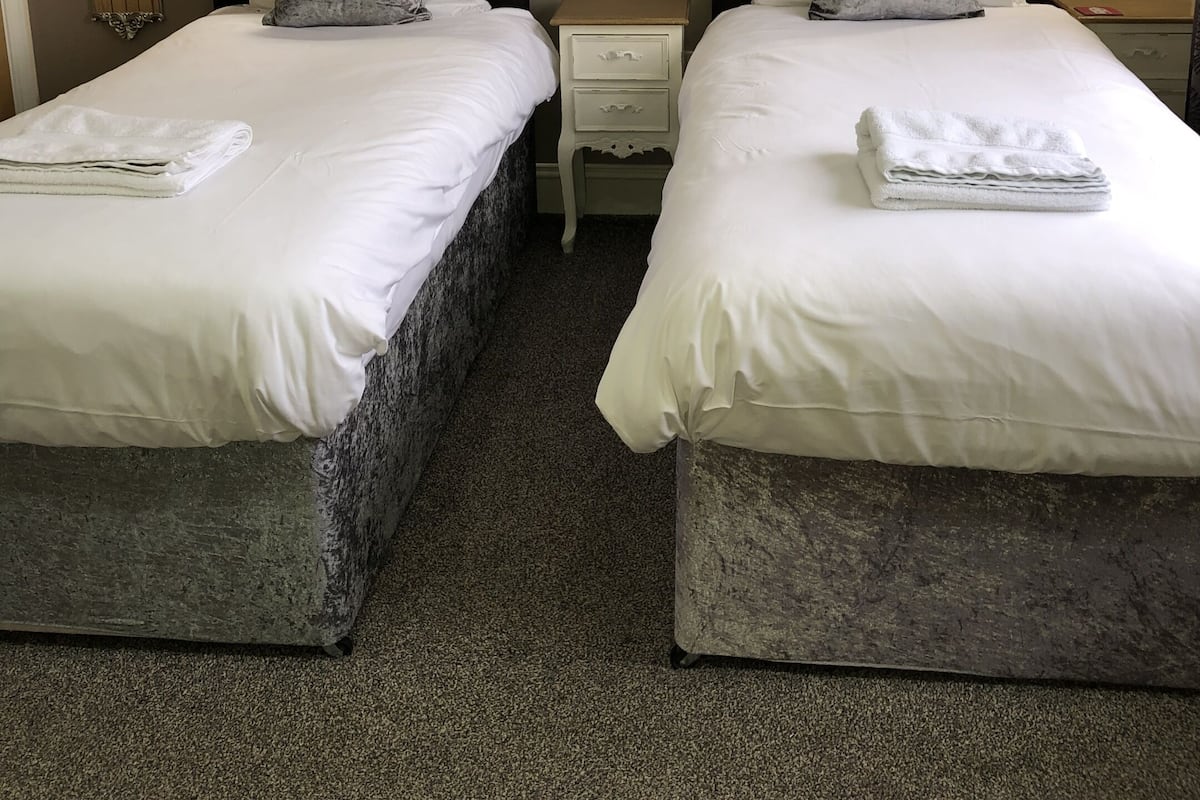 Double or Twin Room, Ensuite