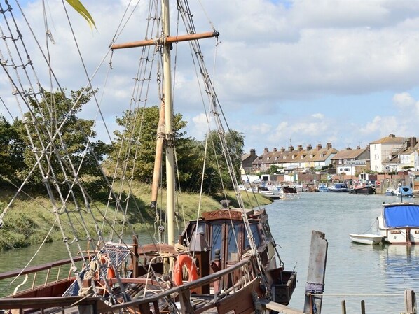 View from property - The Queen Phillippa (Queenborough)