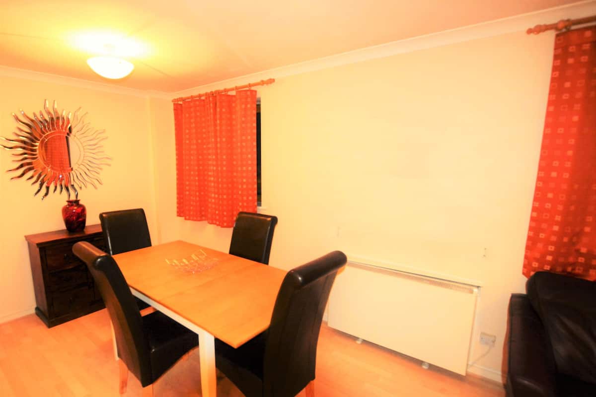 Departamento, 1 habitación | Insonorización, tabla de planchar con plancha y camas extra