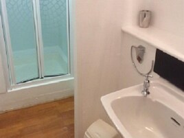 Standard Double Room, Ensuite, Sea View