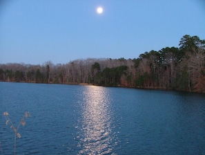 Lake - Budget Inn Jonesboro (Jonesboro)