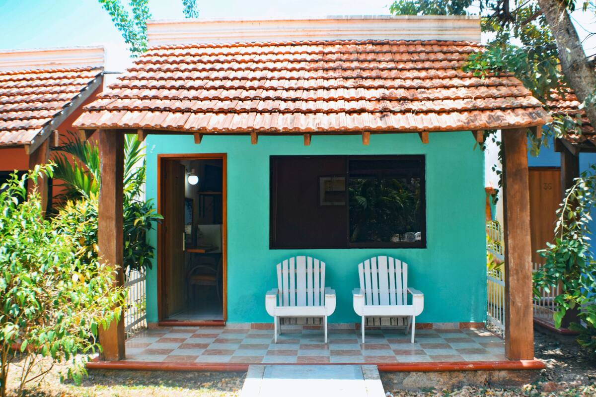 Villa, 2 Yatak Odası | Ücretsiz kablosuz İnternet, ayrı ayrı döşenmiş, çarşaf takımı 
