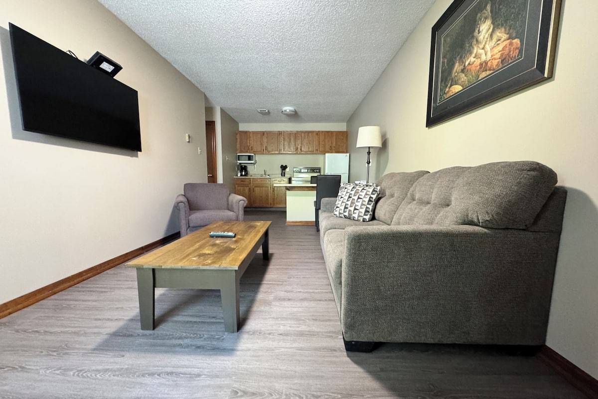 Deluxe Suite, 2 Double Beds, Kitchen | Living area | 51-inch plasma TV with cable channels, TV