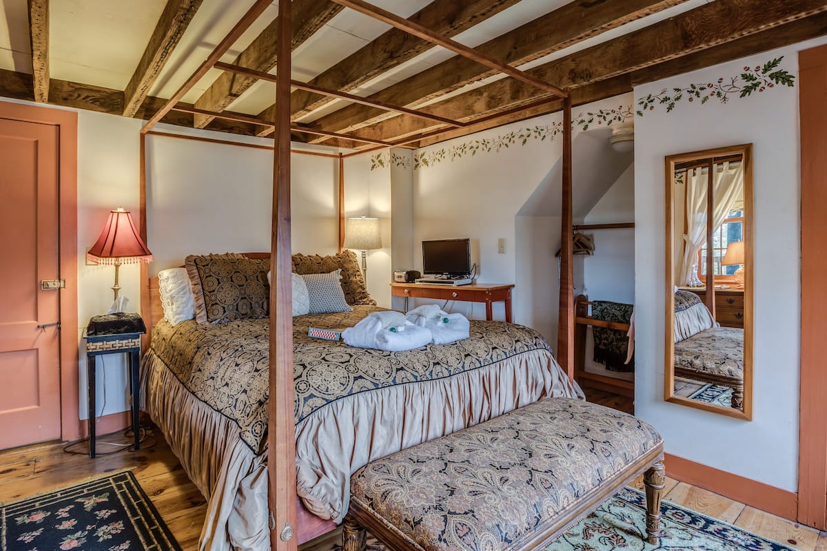 Margaret Room | 1 habitación, ropa de cama de alta calidad y decoración personalizada