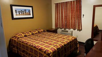 Standard Room, 1 Queen Bed | Desk, iron/ironing board, bed sheets