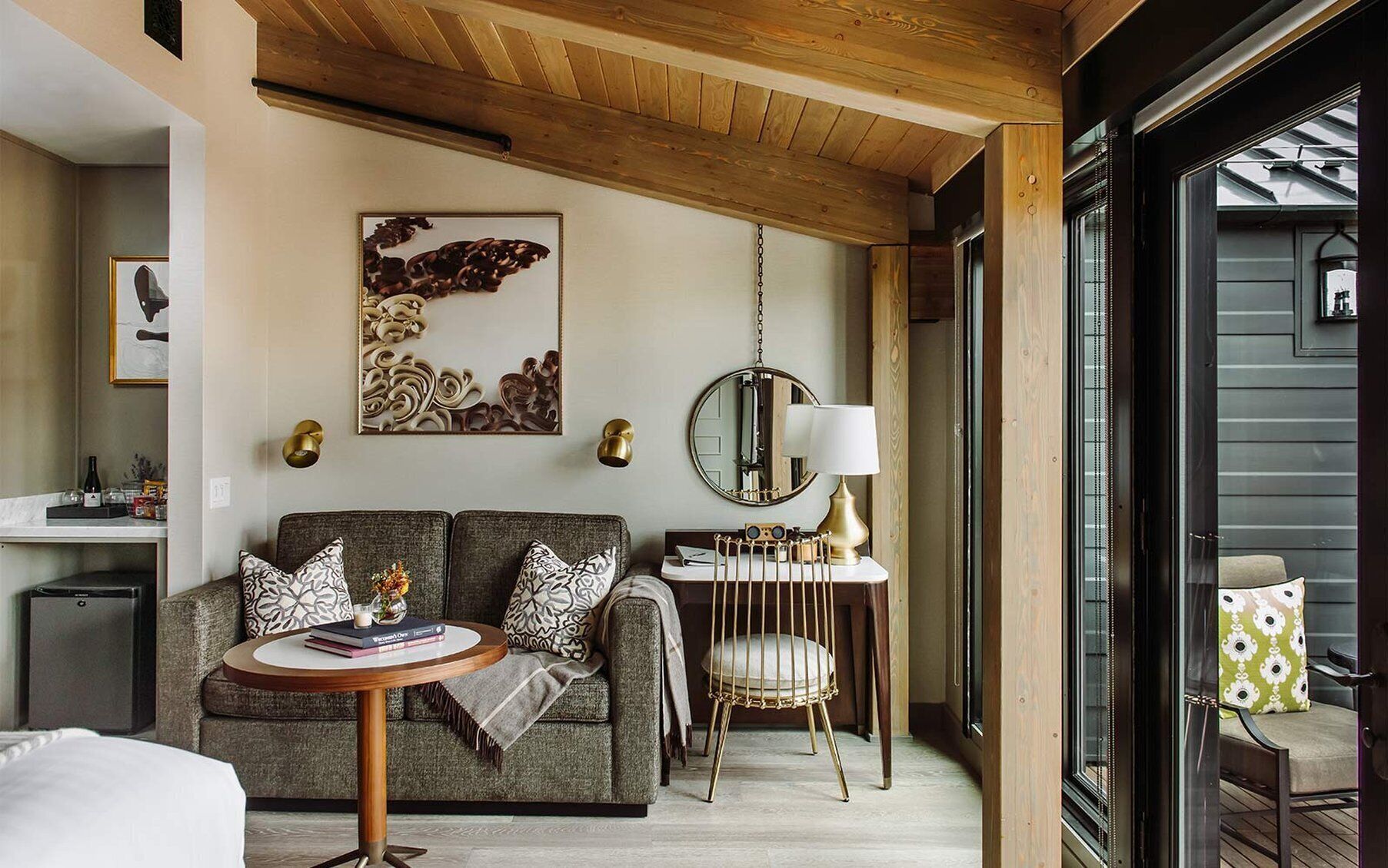 1 bedroom, premium bedding, pillow-top beds, in-room safe