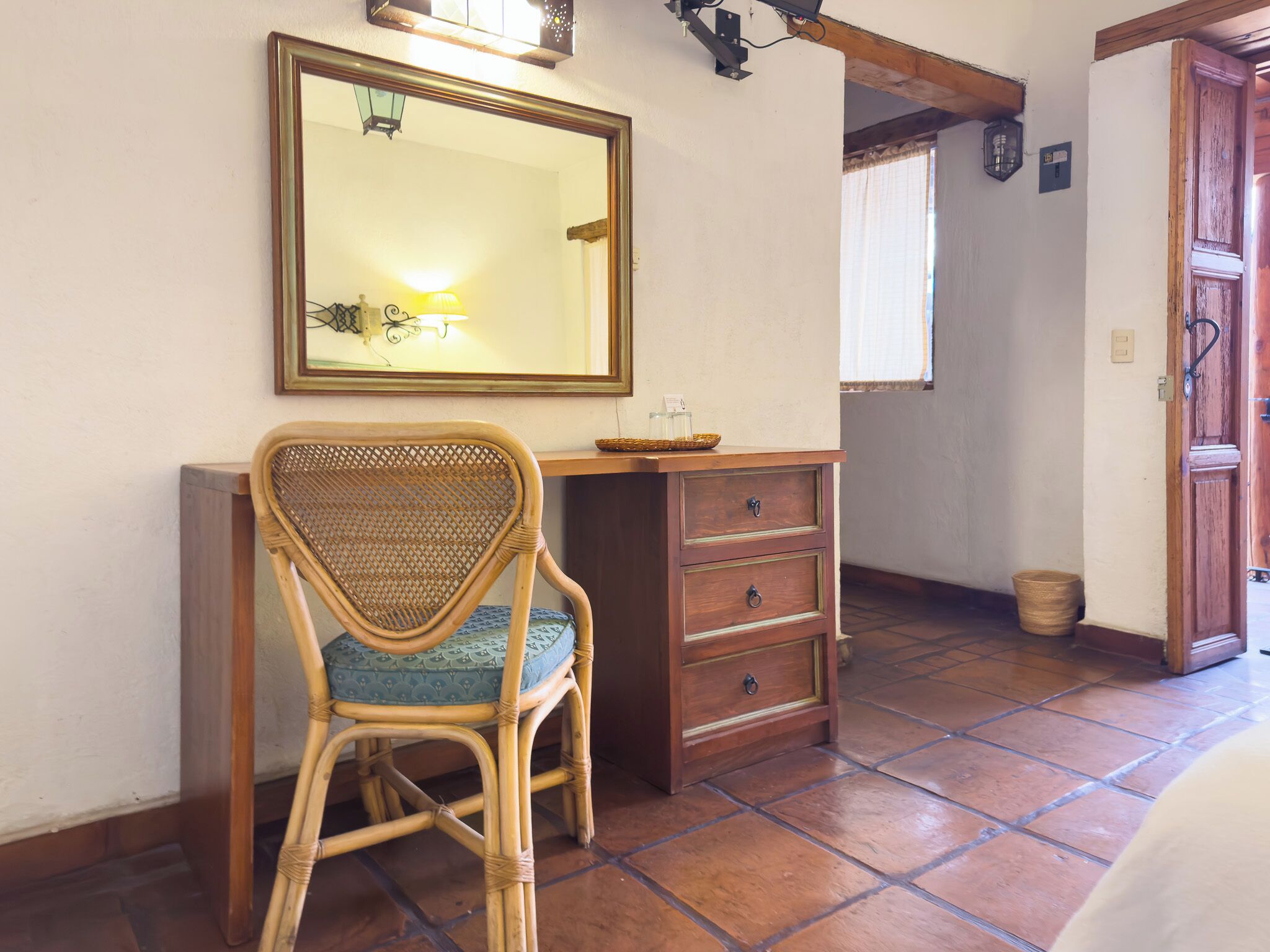 superior room, 1 king bed | 1 bedroom, premium bedding, down duvets, in-room safe