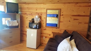Cabana econòmica, diversos llits | Roba de llit d'alta qualitat, wifi gratuïta i roba de llit