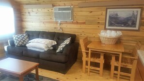 Luxury Cabin | Premium bedding, free WiFi, bed sheets