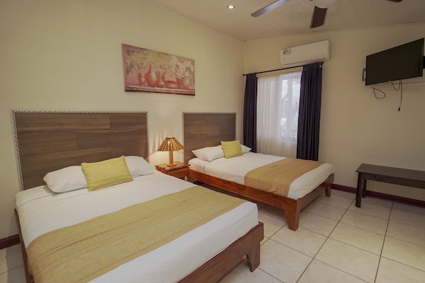 Family Room 5 pax | Bügeleisen/Bügelbrett, kostenloses WLAN, Bettwäsche