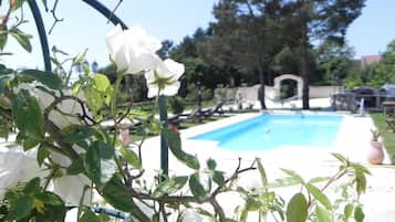 Udendørs pool