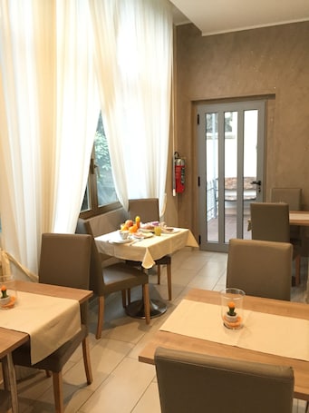 Daily buffet breakfast (EUR 6.5 per person)