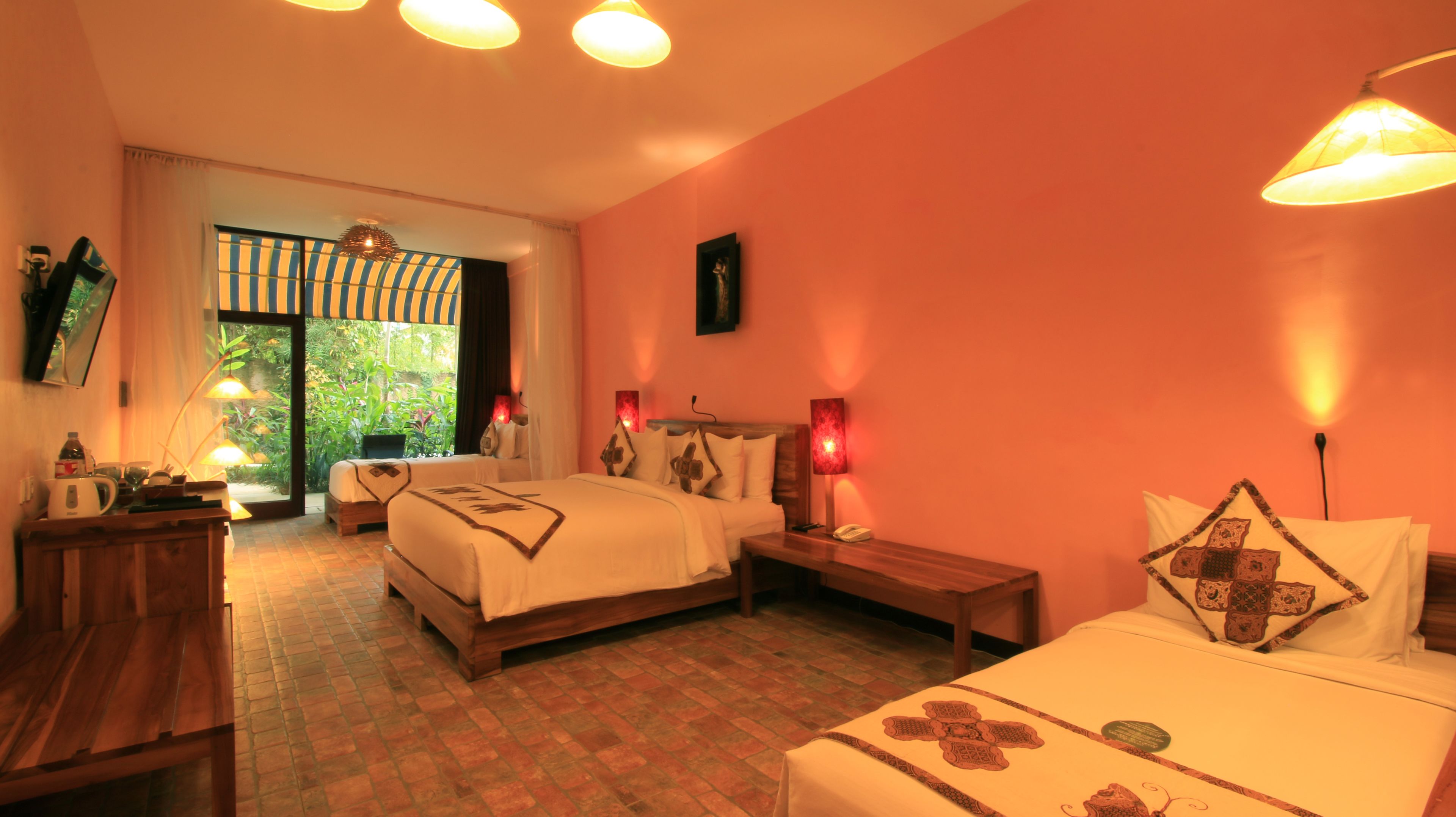 1 bedroom, egyptian cotton sheets, premium bedding, pillow-top beds