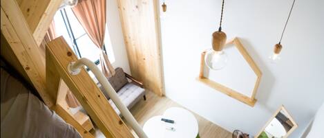 Premium bedding, desk, blackout curtains, free WiFi