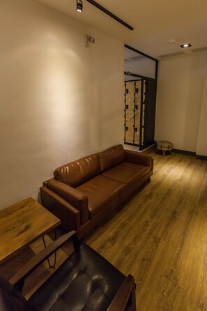 Televisión de pantalla plana 90 cm con canales de televisión por cable