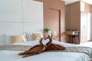 迷你吧、書桌、免費無線上網