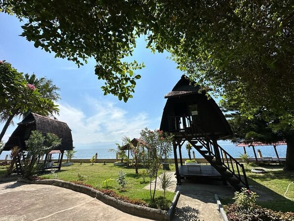 المنشأة من الخارج