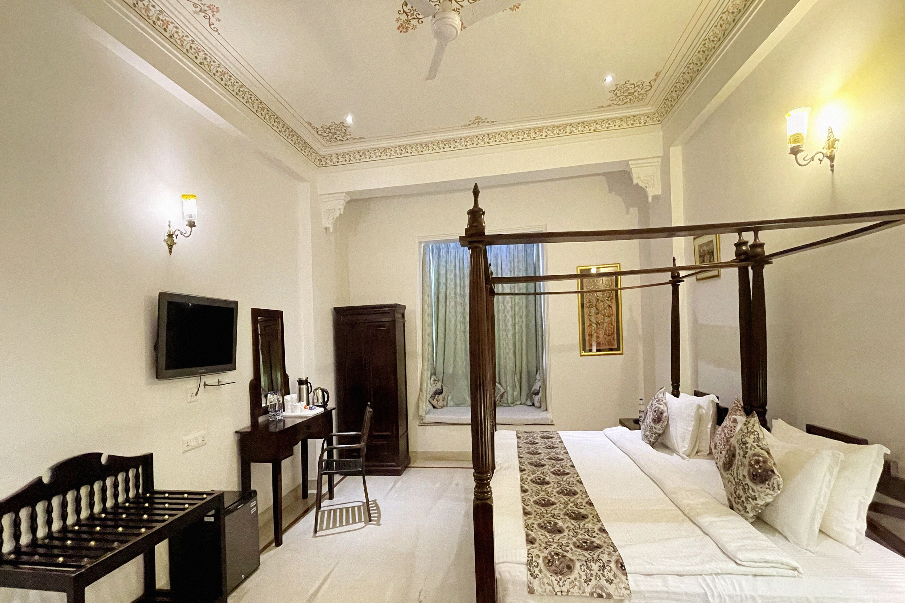 presidential studio suite | 1 bedroom, premium bedding, in-room safe, desk