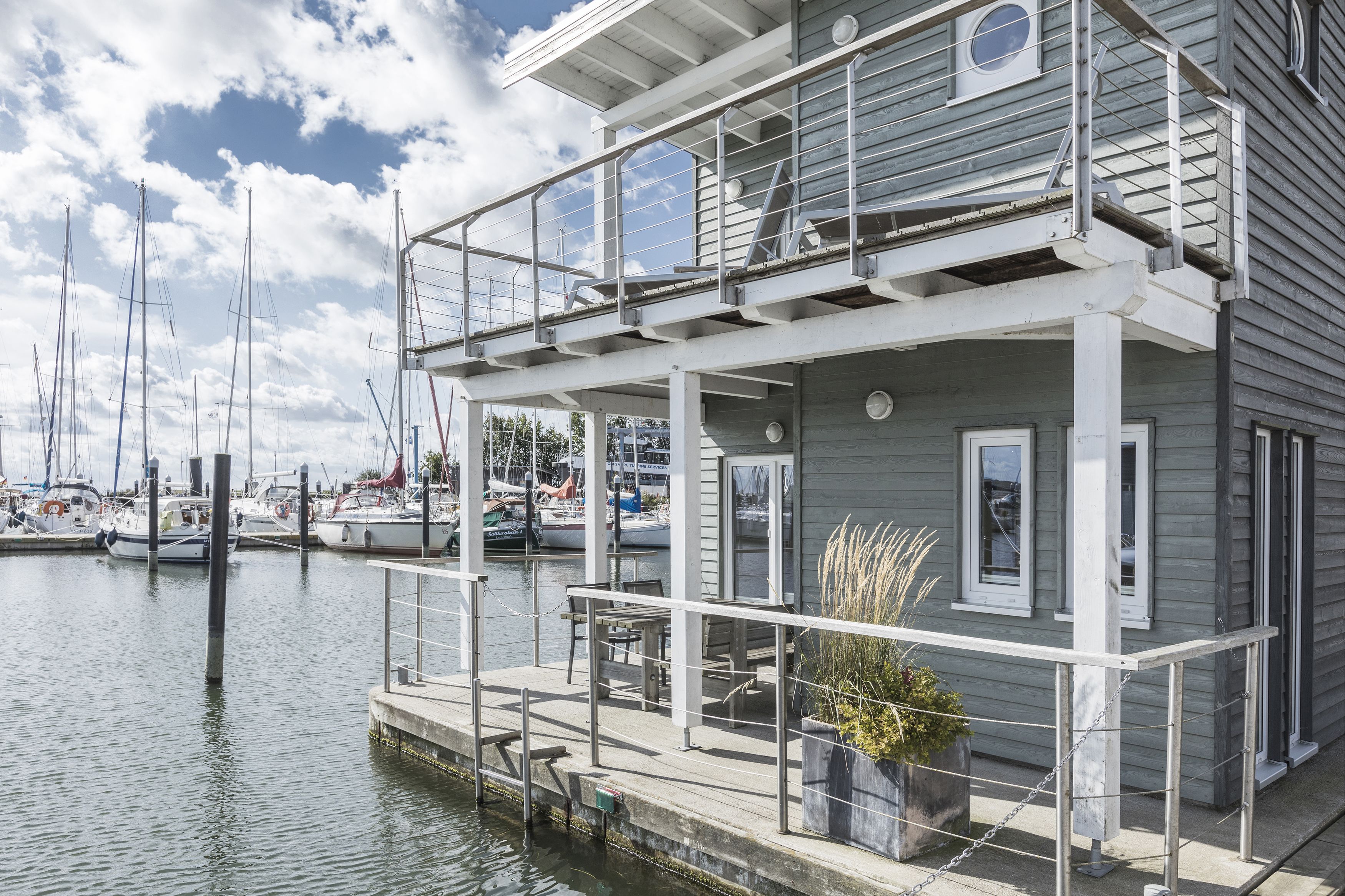 Swimming Apartment big, 3 bedrooms, Duplex (Houseboat) | Balcony