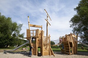 Children's play area - outdoor - Im-Jaich Wasserferienwelt (Putbus)