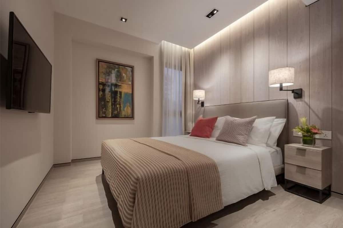 Caja fuerte, cortinas opacas, wifi gratis y ropa de cama