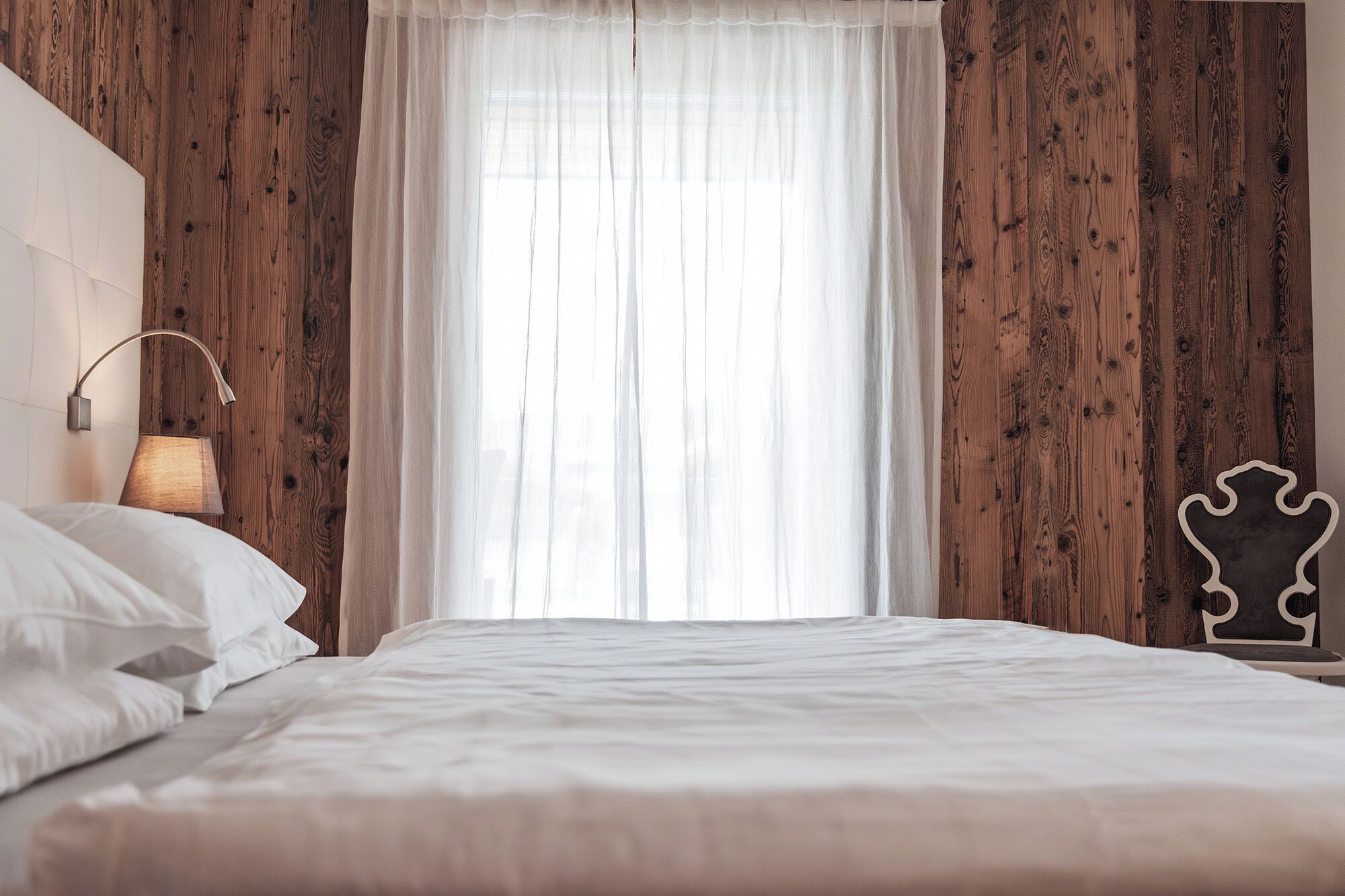 Duntäcken, Select Comfort-madrasser och minibar