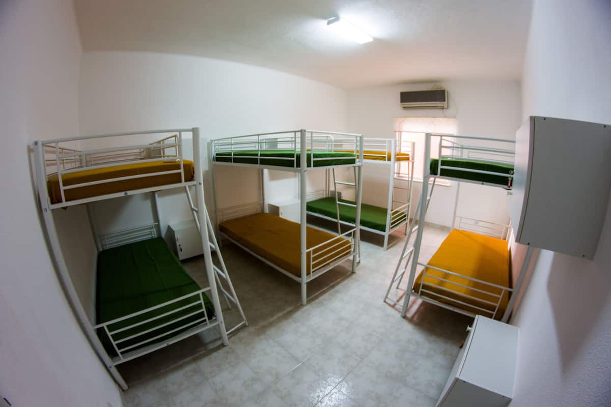 Shared Dormitory, Mixed Dorm (8 people) | Frette Italian sheets, down duvets, iron/ironing board, bed sheets