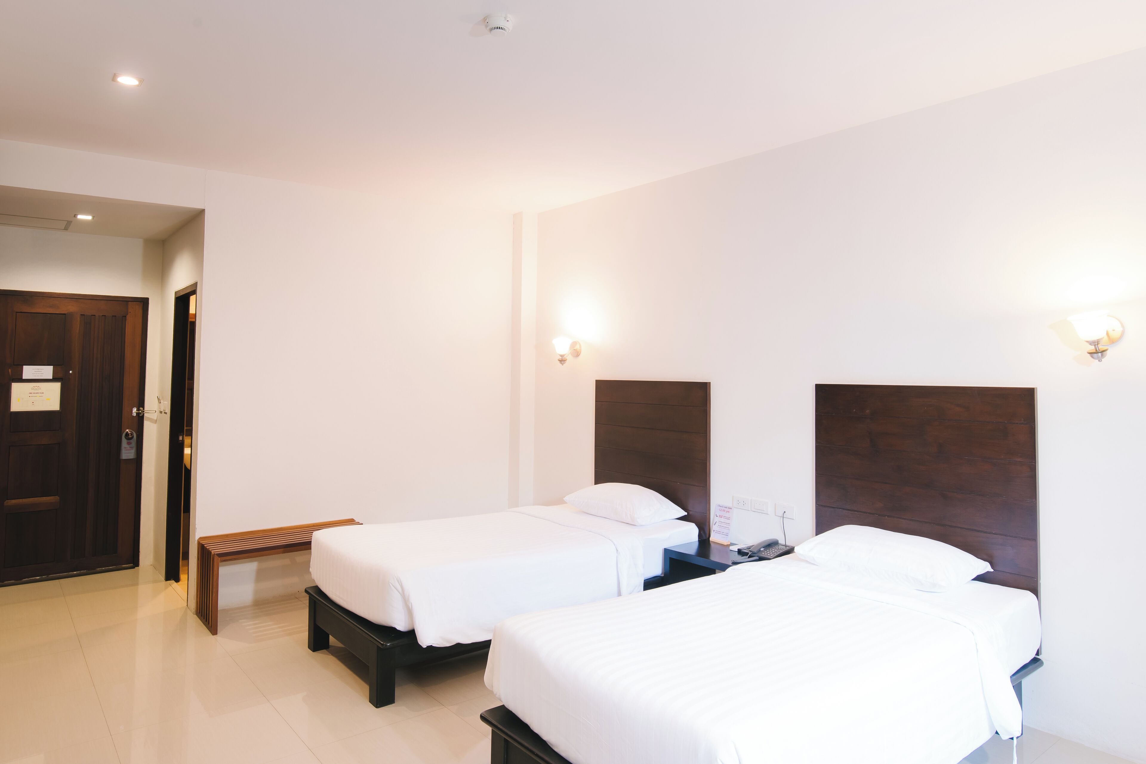 standard twin room | 1 bedroom, blackout curtains, free wifi, bed sheets
