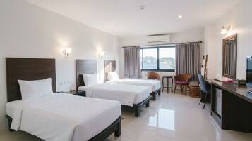 Standard Triple Room (3 Single Bed)
