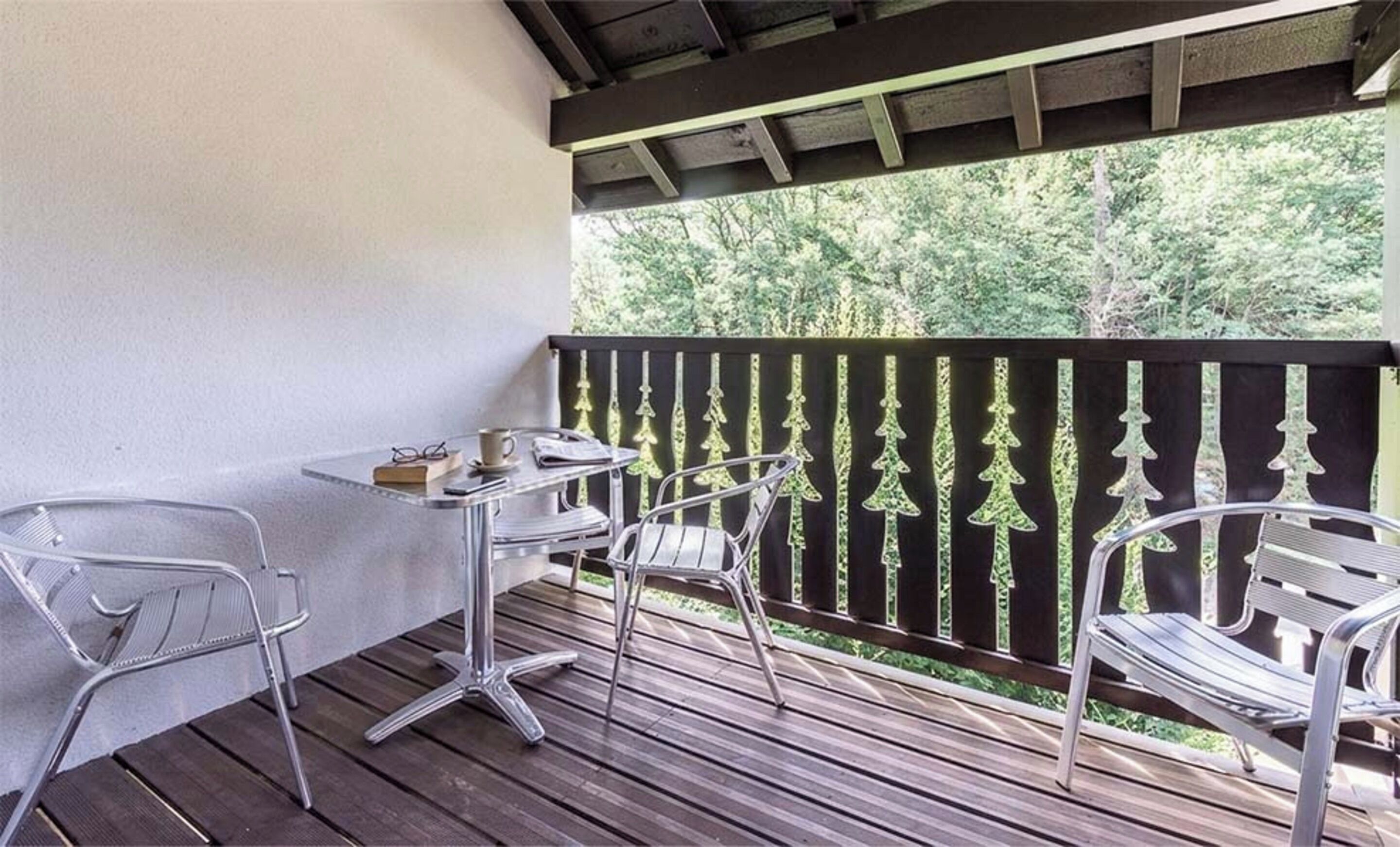 Apartment, 3 Bedrooms with sleeping alcove, sleeps 8 | Terraza o patio