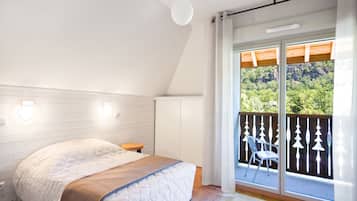 1 bedroom, soundproofing, WiFi, wheelchair access