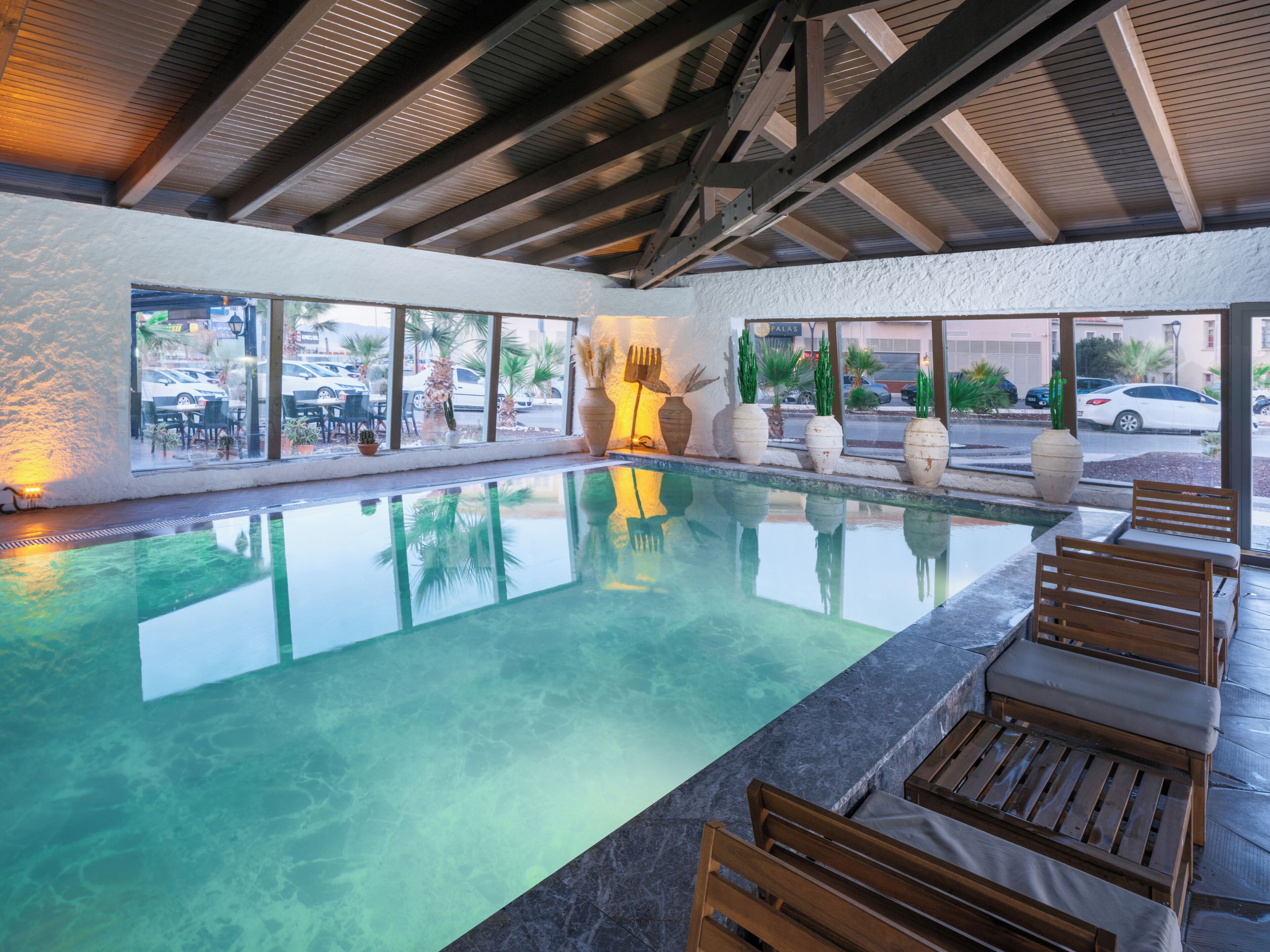 Indoor pool, outdoor pool