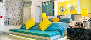 Superior Suite Room | Roupas de cama premium, edredons de pluma, frigobar, cofres nos quartos