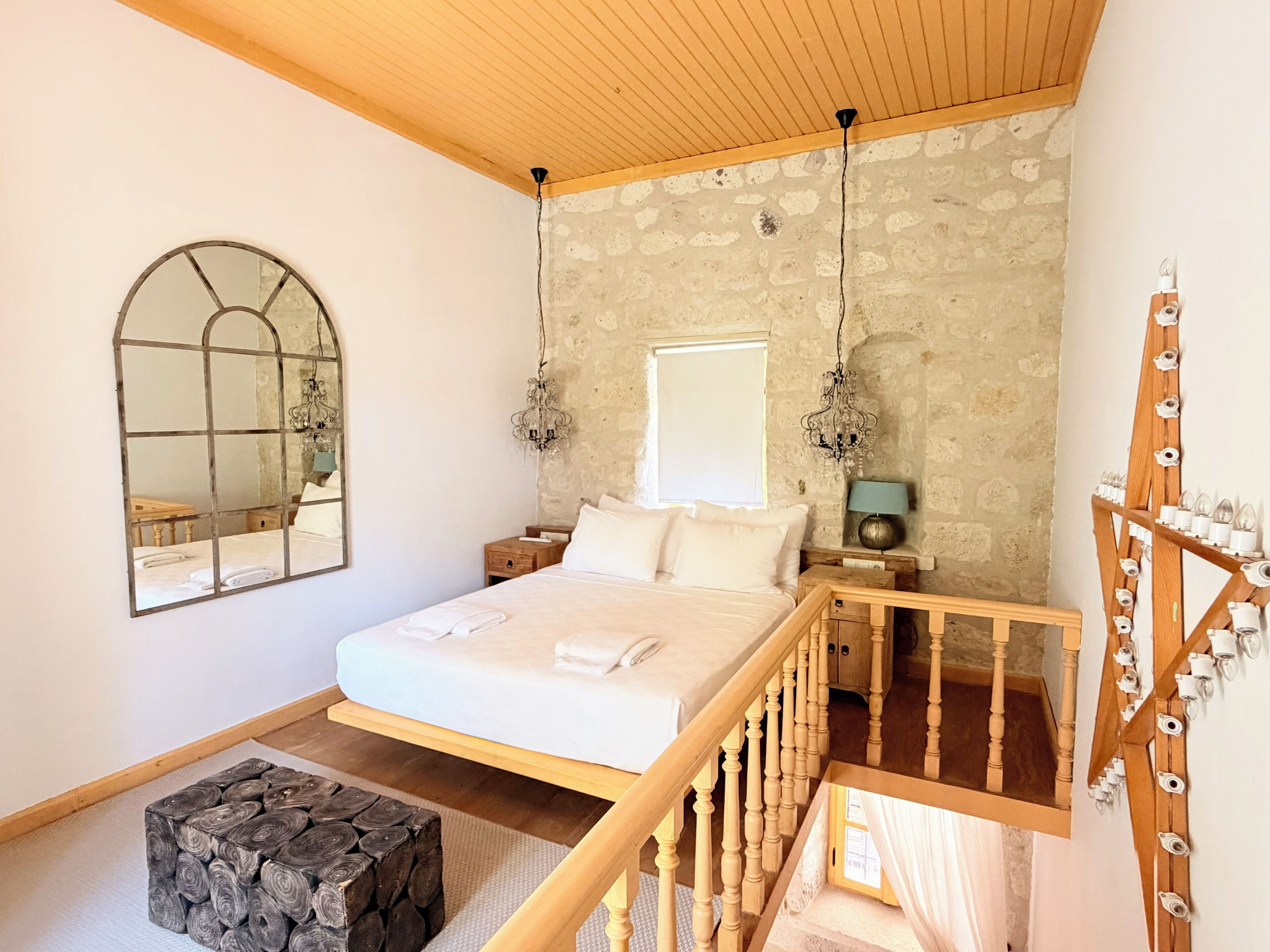 Family Duplex | Premium bedding, down comforters, minibar, in-room safe