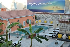 Indoor pool, outdoor pool - Marge Hotel (Cesme)