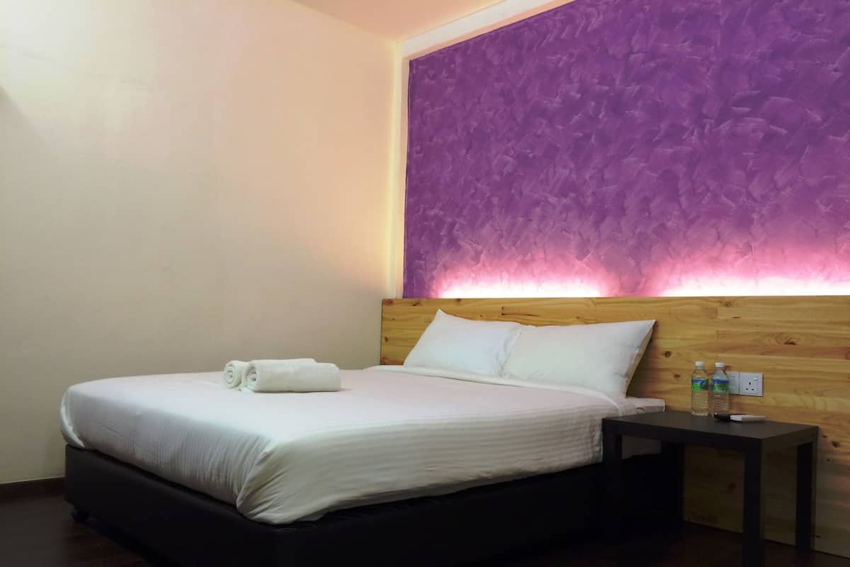 Chambre Deluxe, 1 grand lit | Bureau, chambres insonorisées, Wi-Fi gratuit